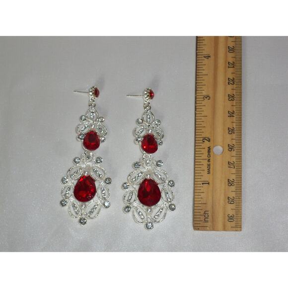 Red rhinestone earringsValentine earrings,holiday party long dangle drop earring - Picture 3 of 9